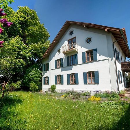 Landhauswohnung Mit Wildromantischem Garten Füssen Exterior foto